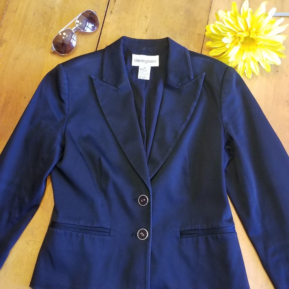 Women's Black Blazer by Bloomindale's Size 4P